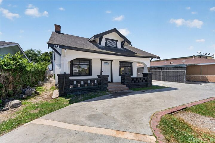 Property Photo:  132 W 74th Street  CA 90003 