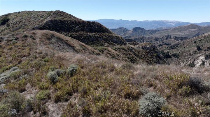 Property Photo:  1 Burlwood Dr  CA 91384 