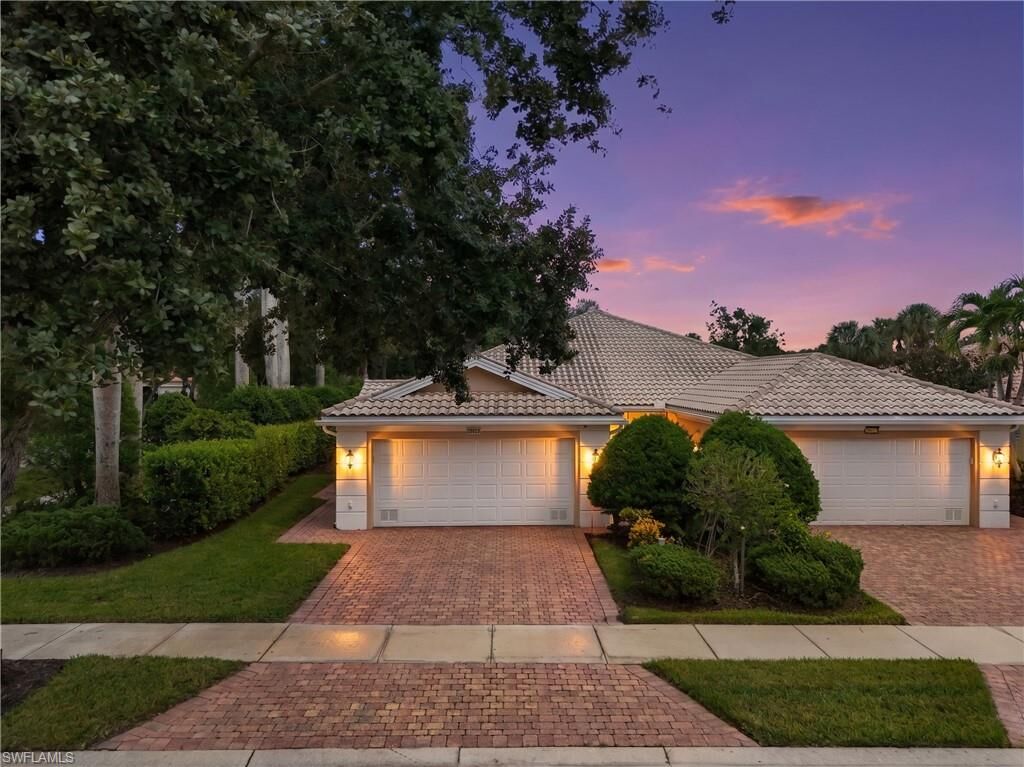 Property Photo:  28023 Dorado Dr  FL 34135 