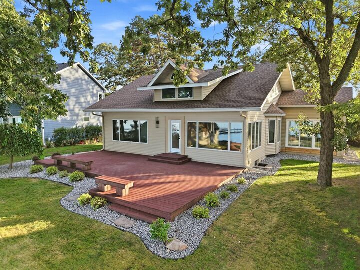 Property Photo:  7 S Shore Drive  MN 55025 