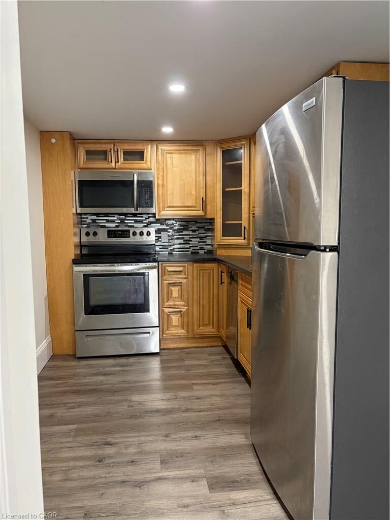 Property Photo:  2 Grant Boulevard 22  ON L9H 4L4 
