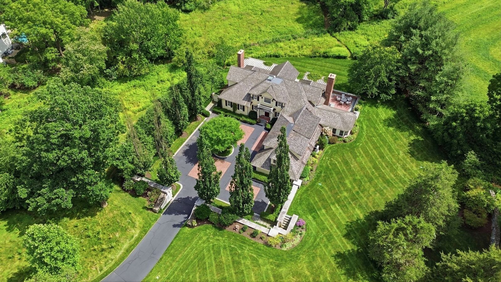 Property Photo:  55 Estabrook Road  MA 01742 