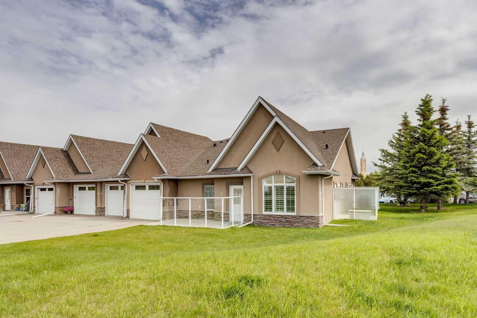Property Photo:  20 River Heights View 2  AB T4C 0M9 