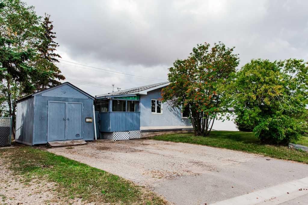 Property Photo:  11706 98 Street  AB T8V 3N8 
