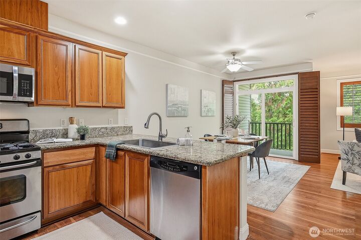 Property Photo: 4811 Shattuck Place S Cc104 WA 98055