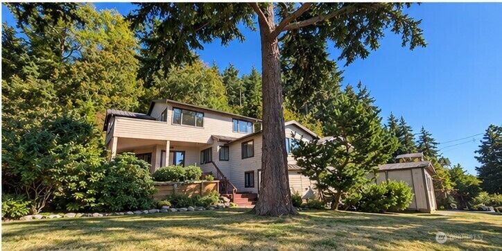 Property Photo: 3659 Shorewood Avenue WA 98253