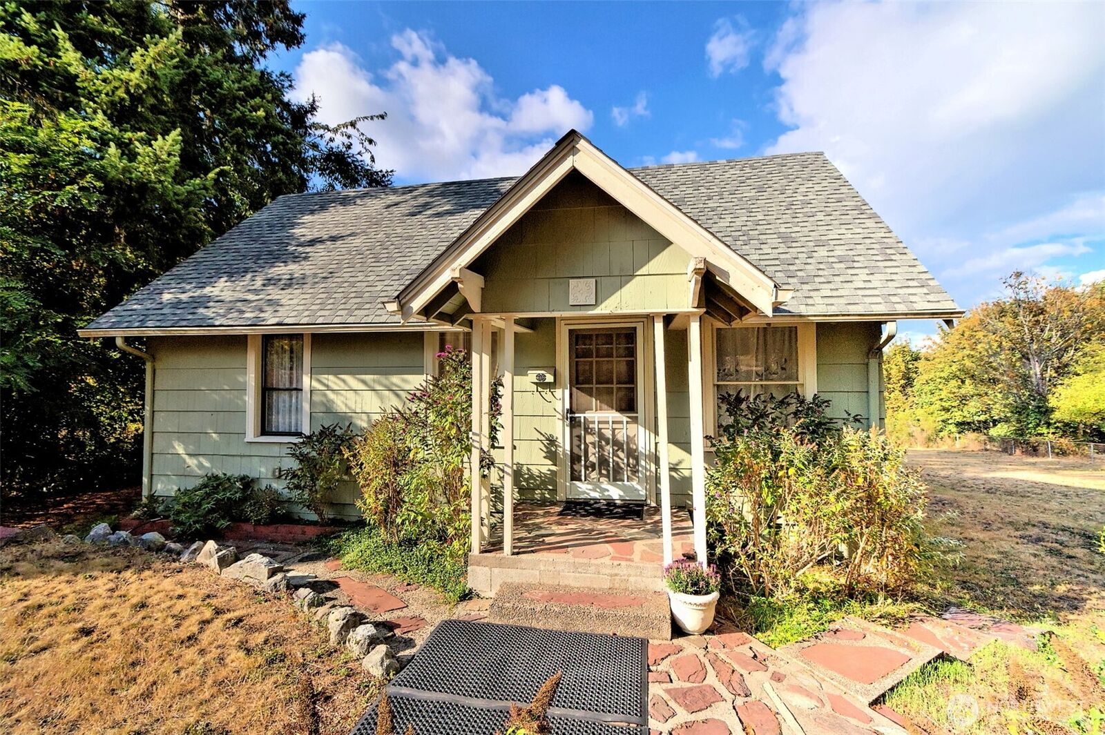 Property Photo: 600 Fairmount Avenue WA 98584