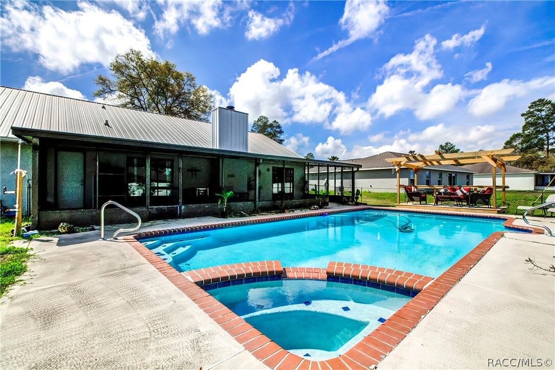 Property Photo: 2497 SW 156th Place FL 34473