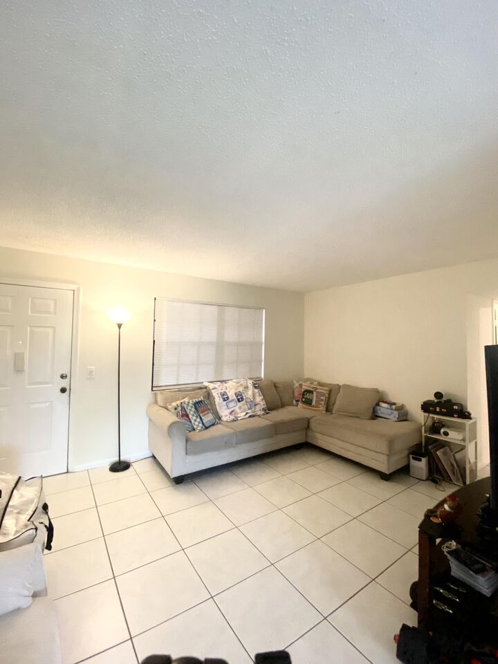 Property Photo: 4177 Oak Terrace Drive 4177 FL 33463