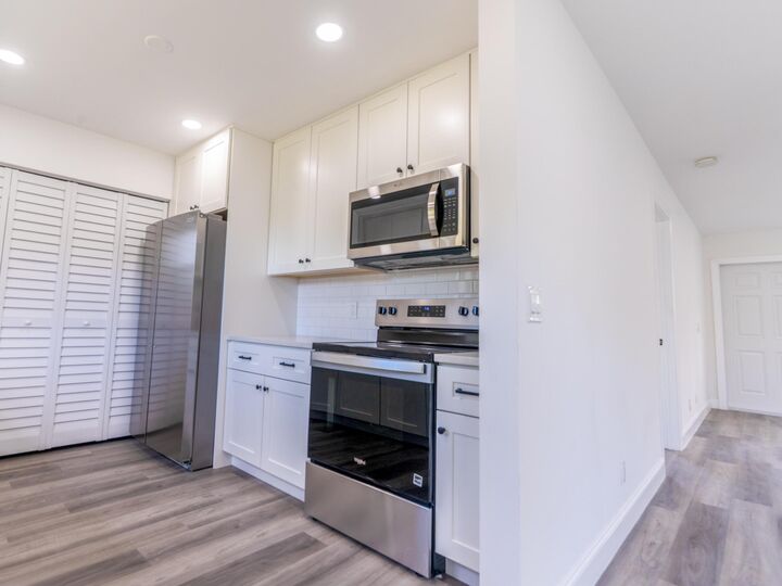 Property Photo:  1229 18th Avenue N  FL 33460 