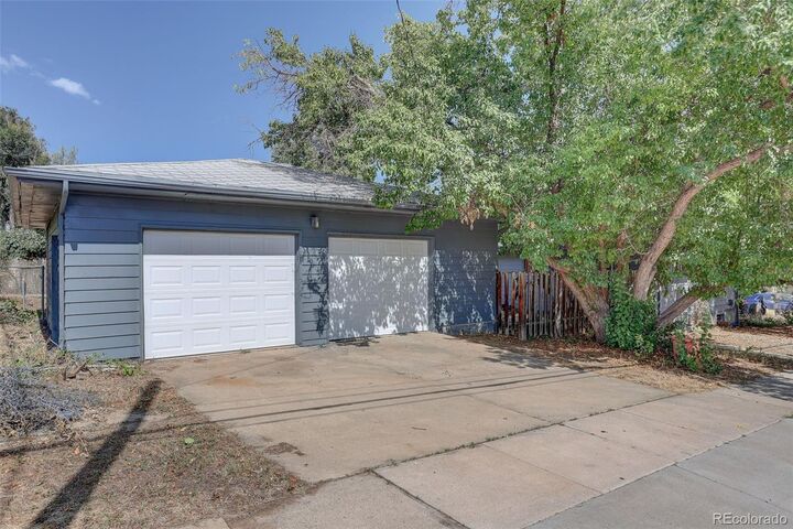 Property Photo:  901 Garfield Avenue  CO 80027 