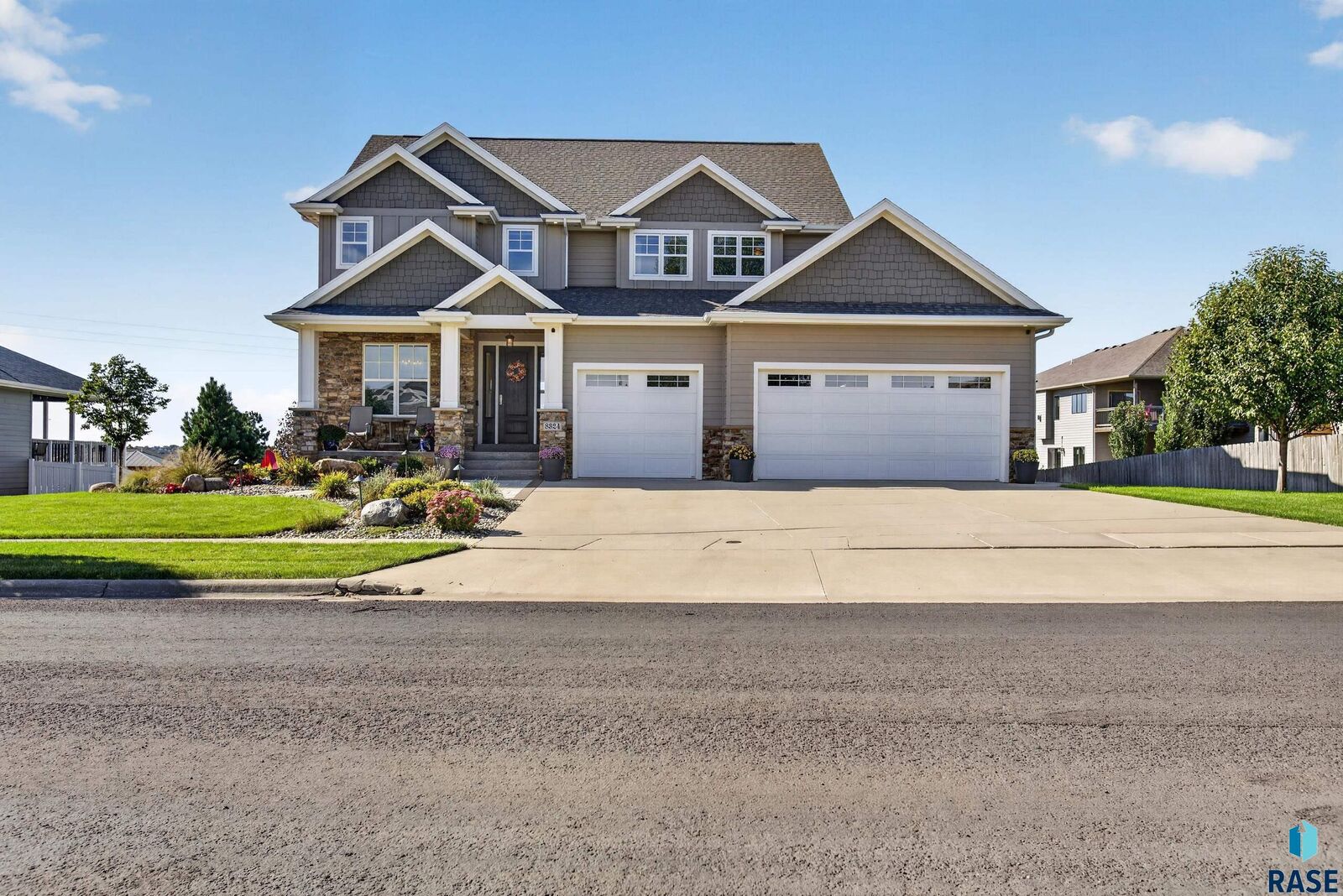 Property Photo: 8324 E Water Wood St SD 57110