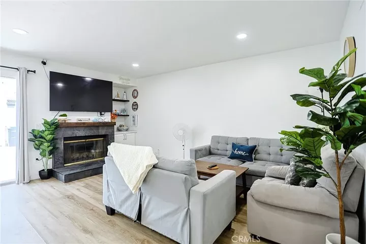 Property Photo:  1078 Border  CA 92882 
