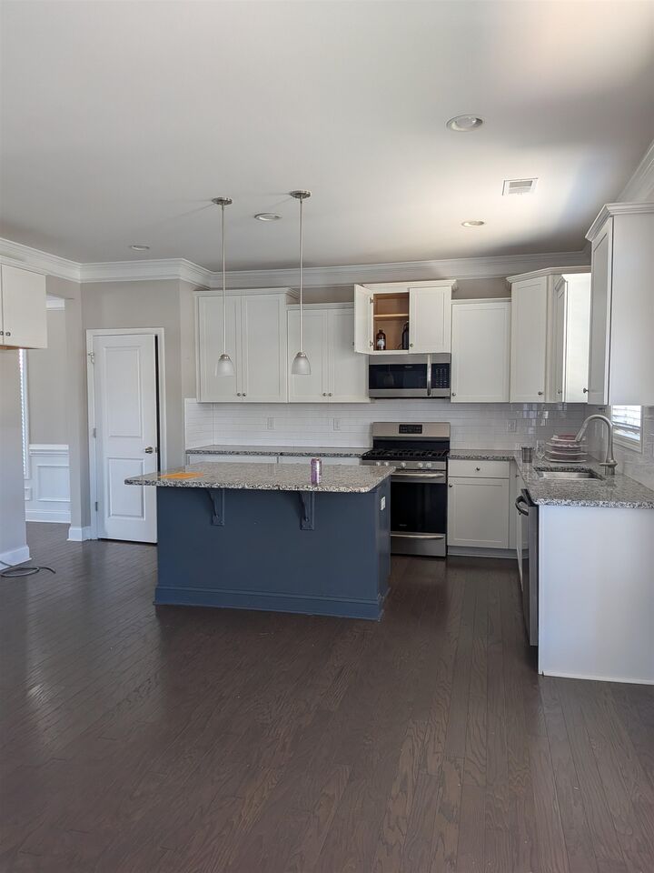 Property Photo:  405 Hilburn Way  SC 29680 