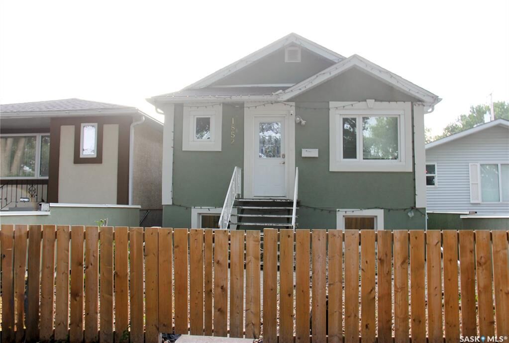 Property Photo:  1852 Quebec Street  SK S4P 1J6 