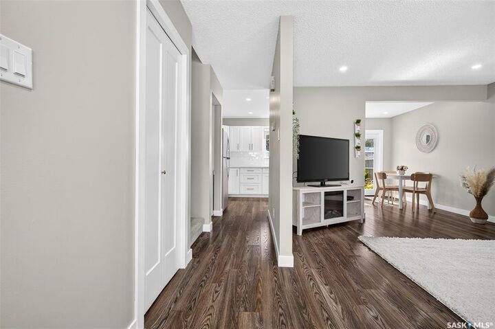 Property Photo:  1515 Caribou Street W  SK S6H 7N5 