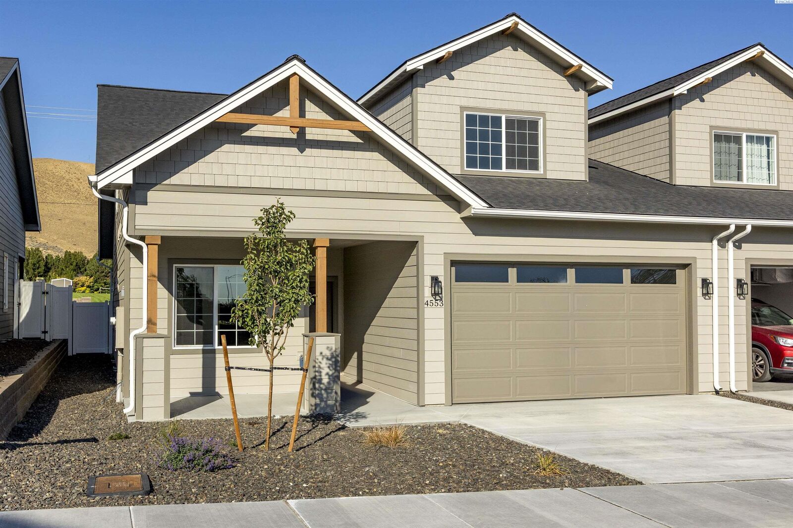 Property Photo: 4553 Grove Ct. WA 99353