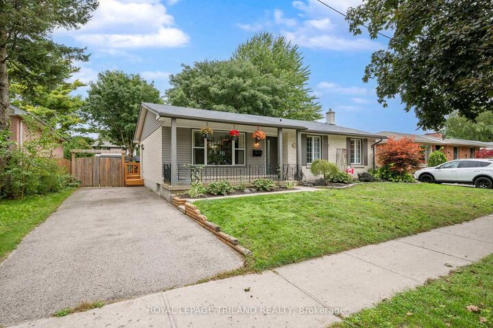 Property Photo:  1611 Trossacks Avenue  ON N5X 2G3 