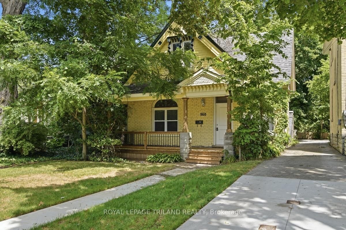 Property Photo:  960 Richmond Street  ON N6A 3J5 