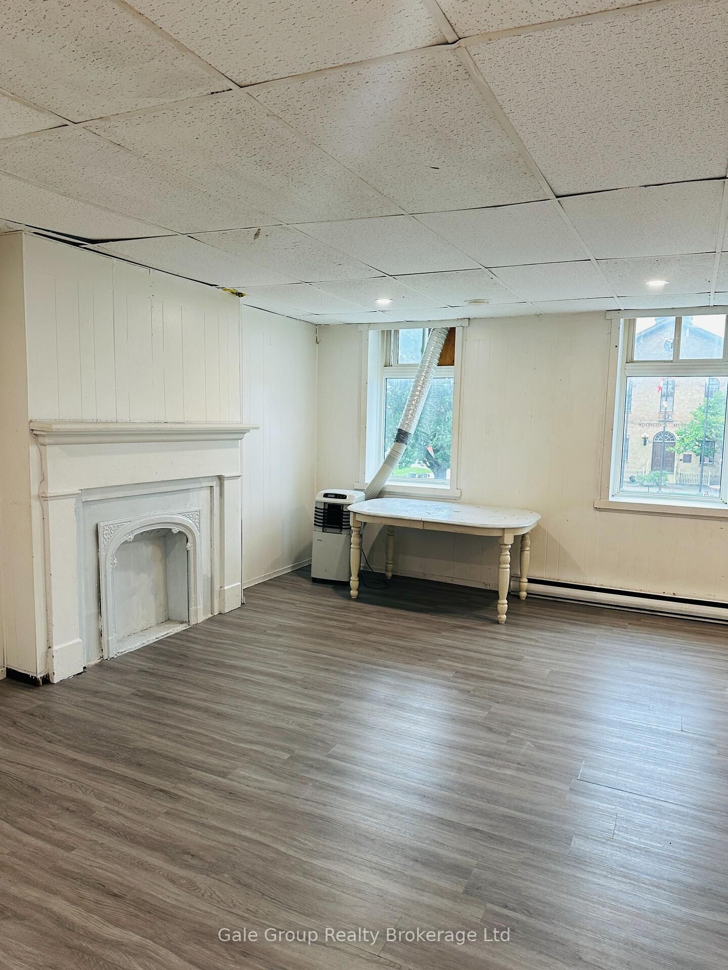 Property Photo:  457 Dundas Street 5  ON N4S 1C2 