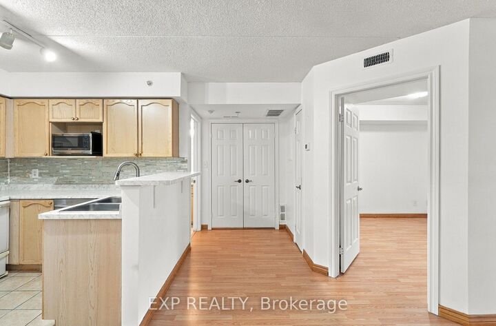 Property Photo:  1440 Bishops Gate 206  ON L6M 4M9 
