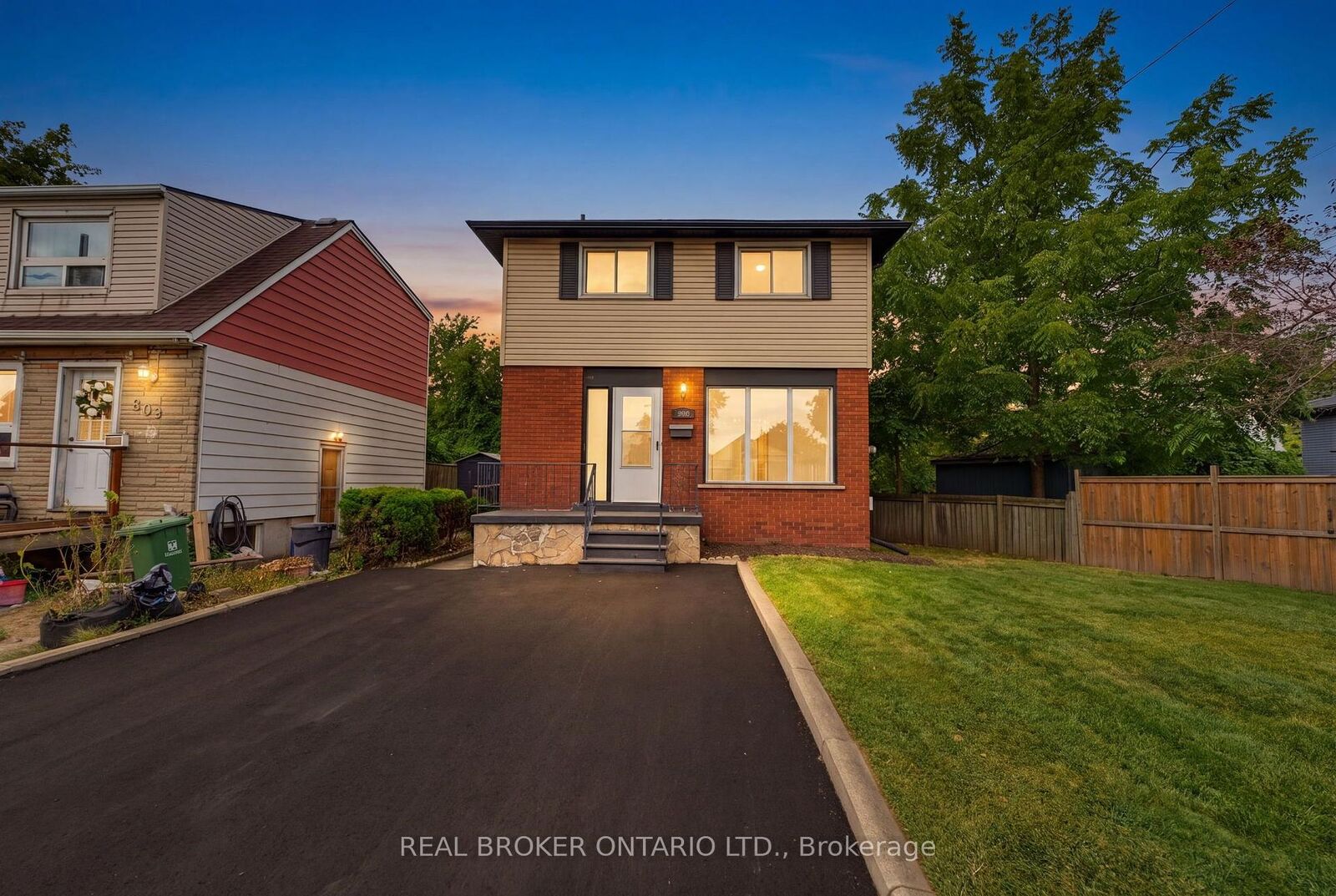 Property Photo:  805 Tate Avenue  ON L8H 6M1 