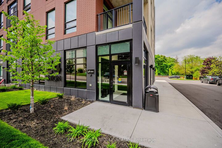 Property Photo:  24 Union Street E 303  ON N2J 1B7 