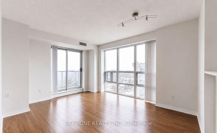 Property Photo: 26 Olive Avenue 1902 ON M2N 7G7