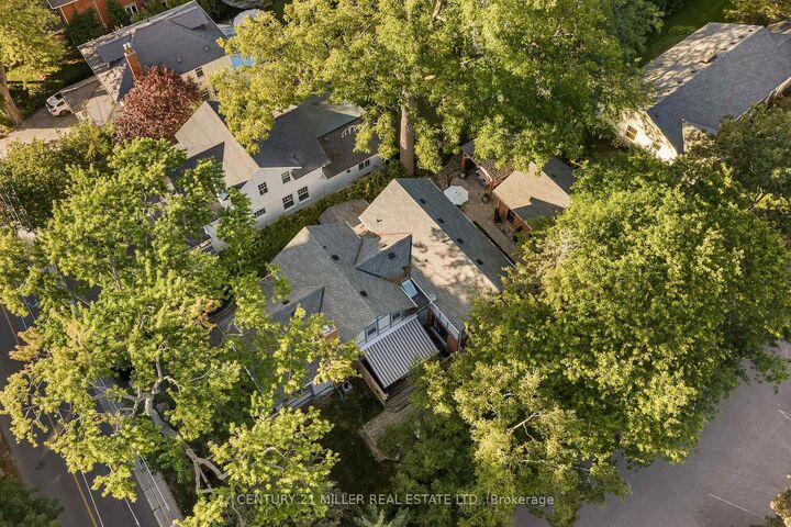 Photo de la propriété: 139 Allan Street ON L6J 3N6