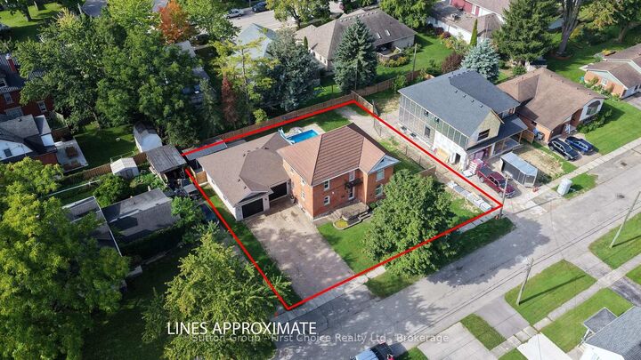 Property Photo:  134 Trafalgar Street  ON N0K 1N0 