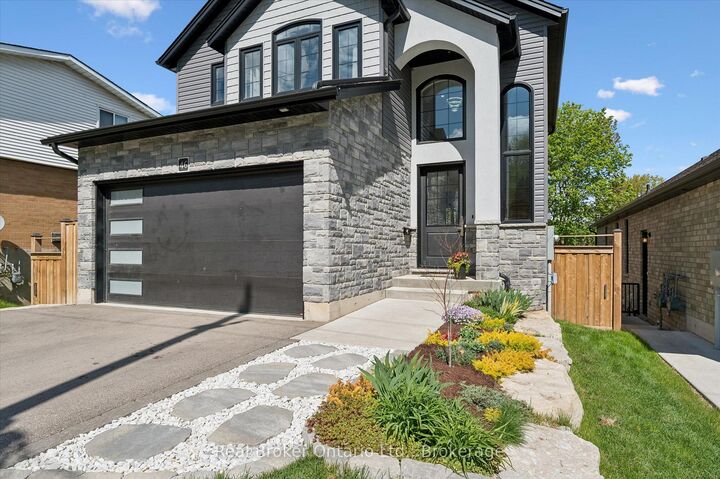 Property Photo:  46 Washington Street  ON N3L 2A7 
