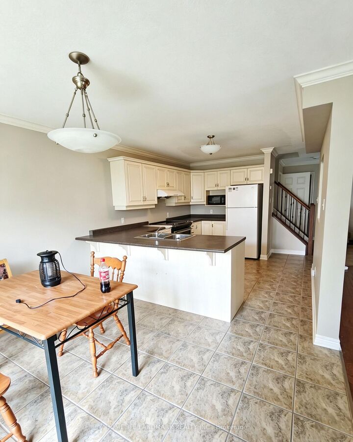 Property Photo:  898 Blythwood Road  ON N6H 5V2 