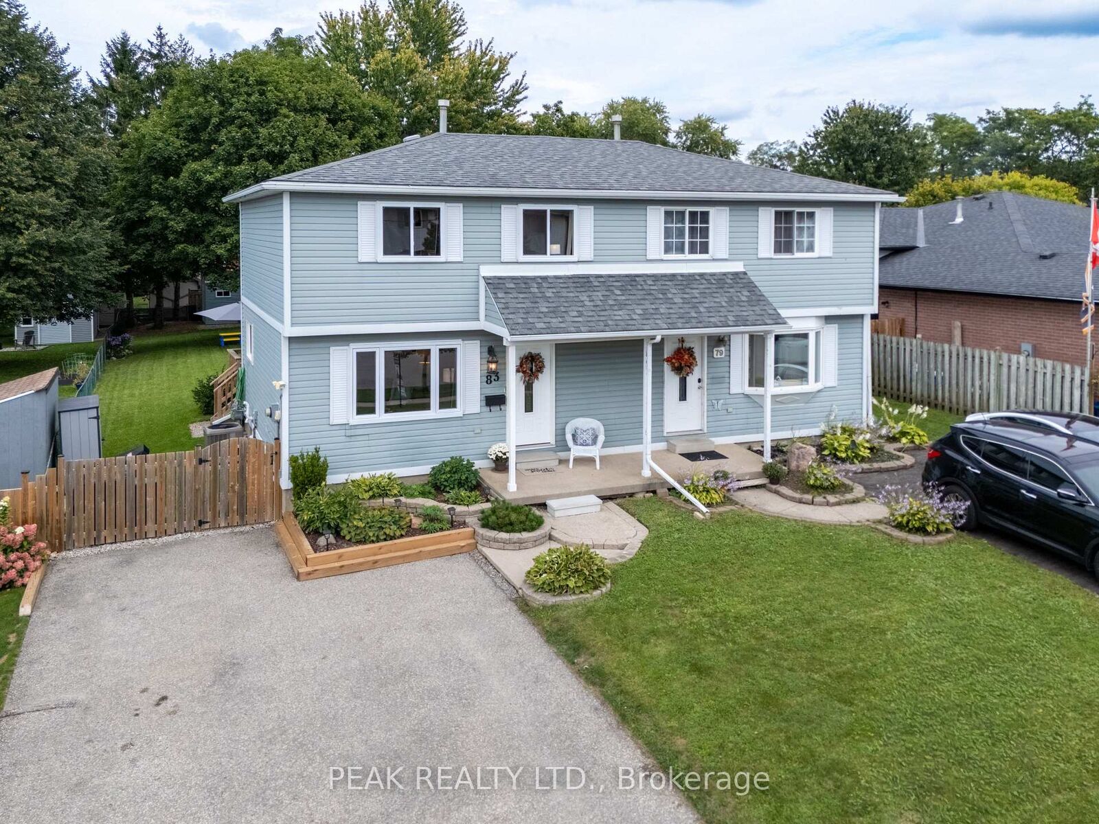 Property Photo:  83 Catherine Street  ON N3A 1Z7 