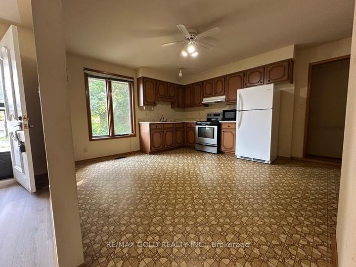 Property Photo:  1711 Hansuld Street  ON N5V 1Y6 