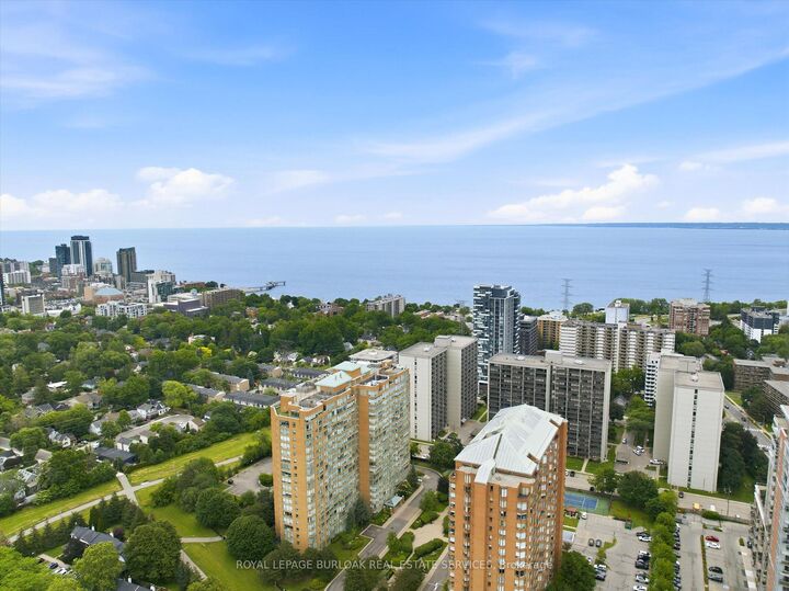 Property Photo:  1276 Maple Crossing Boulevard 110  ON L7S 2J9 
