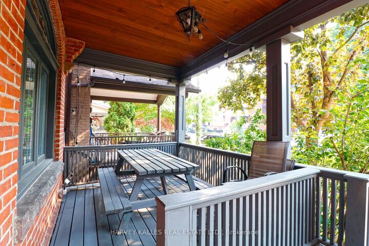 Property Photo:  107 Concord Avenue 1A  ON M6H 2P2 