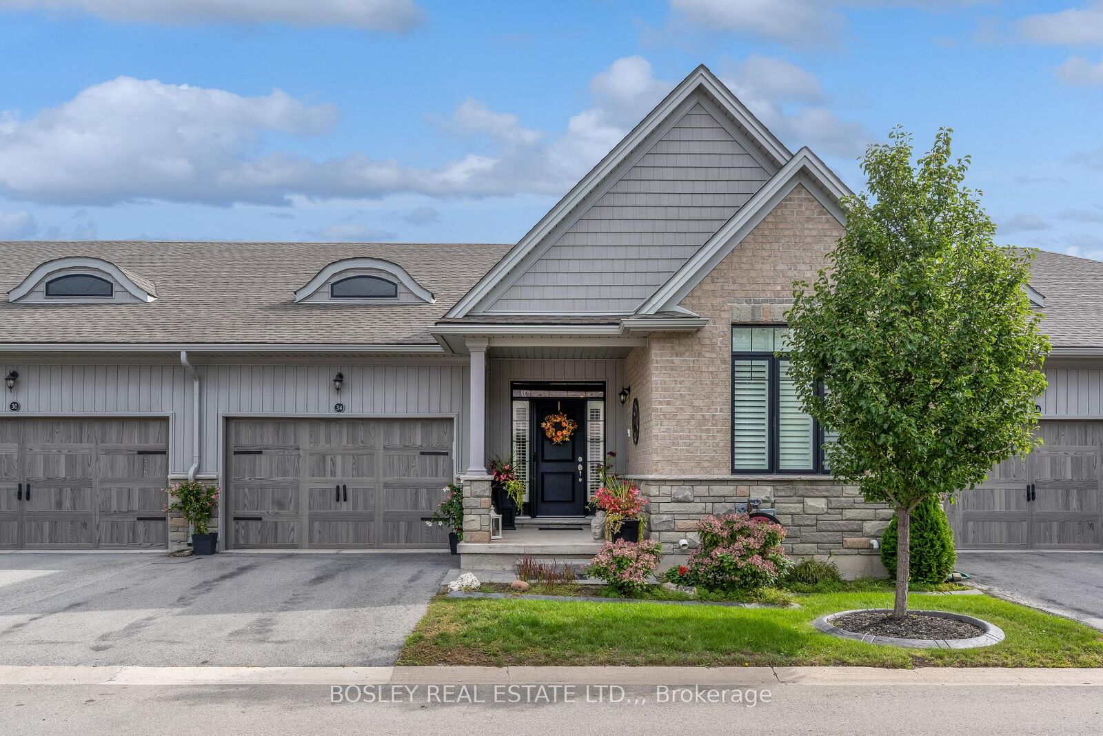 Property Photo: 34 Borden Trail ON L3C 0H1