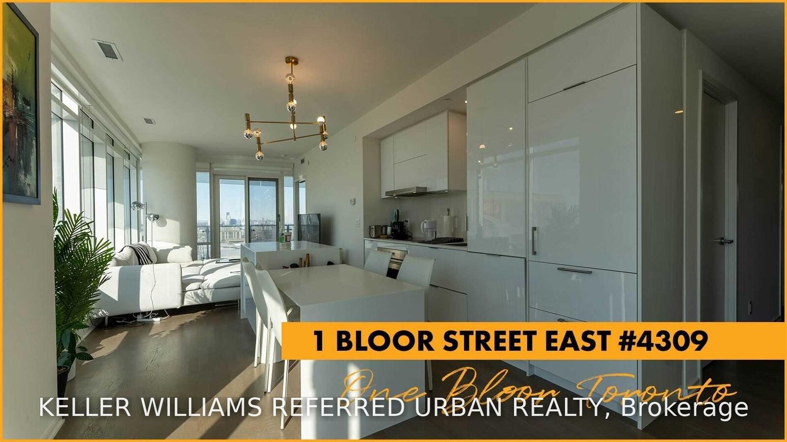 Property Photo:  1 Bloor Street E 4309  ON M4W 1A9 