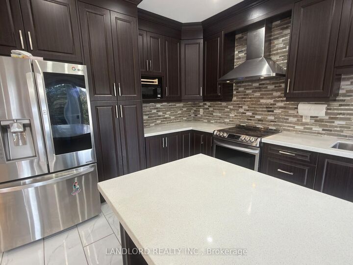Property Photo:  12 Cricket Mews  ON M1X 2E3 