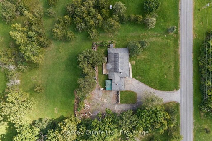 Property Photo: 45 Sills Road ON K0K 2V0
