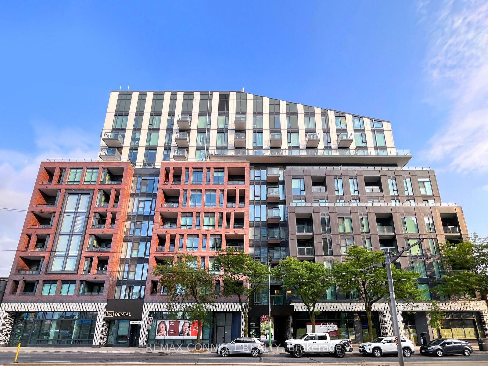 Property Photo:  1808 St. Clair Avenue W 304  ON M6N 0C1 
