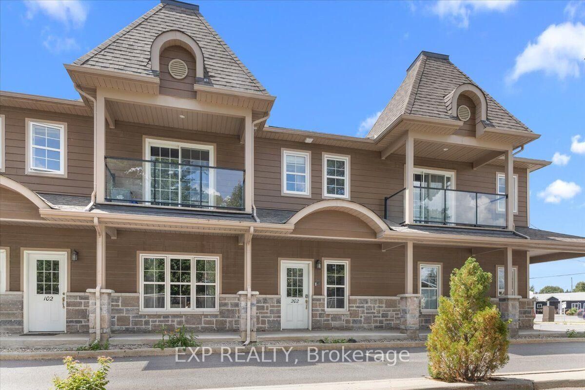 Property Photo:  245 Equinox Drive E 202  ON K0A 1W0 