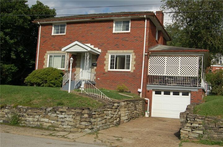 Property Photo:  845 Charles St  PA 15106 