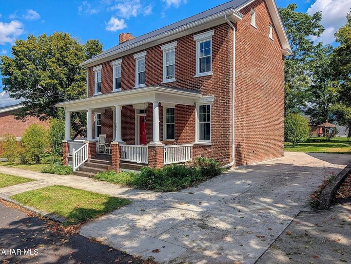 Property Photo: 229 S Thomas Street PA 15522