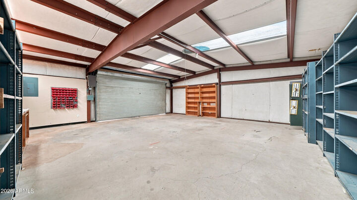 Property Photo: 716 North Avenue AZ 85635