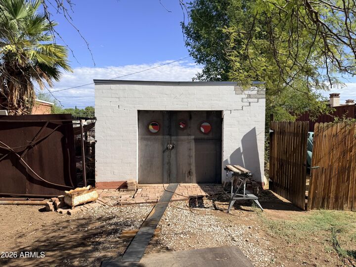 Property Photo:  330 W Minnezona Avenue  AZ 85013 