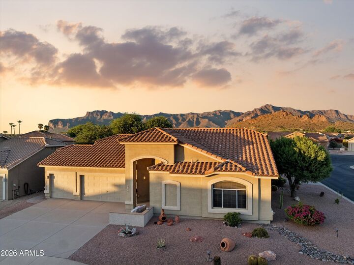 Property Photo:  6329 S Sandtrap Drive  AZ 85118 