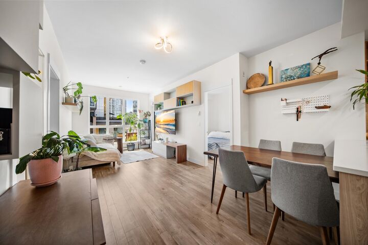 Property Photo:  750 Dogwood Street 412  BC V3J 4B7 