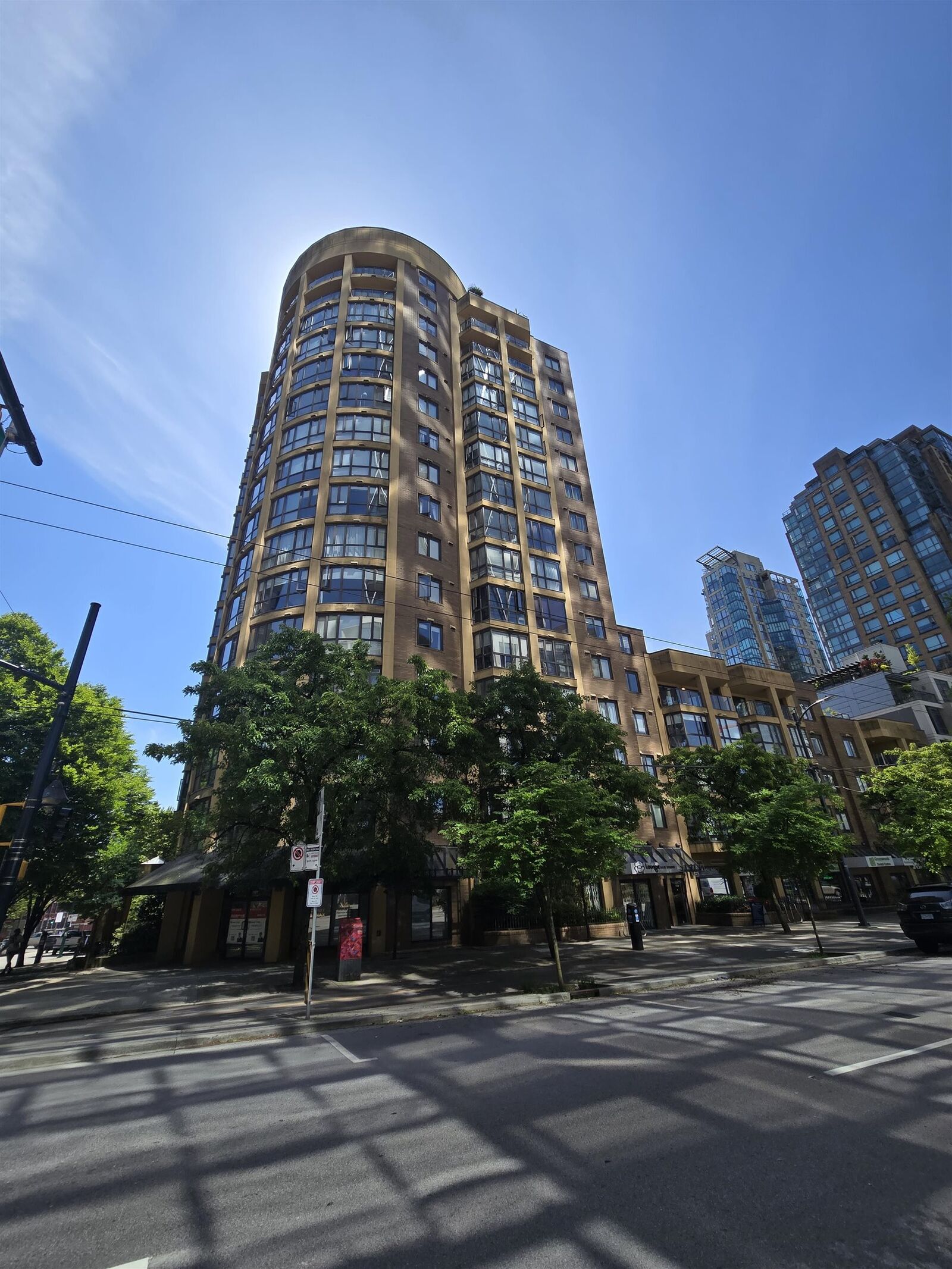 Property Photo:  488 Helmcken Street 903  BC V6B 6E4 