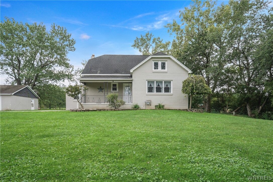 Property Photo:  5840 Clinton Street  NY 14059 